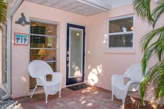 Anna Cabana Bungalow #1 - Holmes Beach - 5