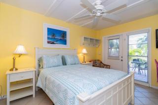 Anna Cabana Bungalow #3 - Holmes Beach - 6