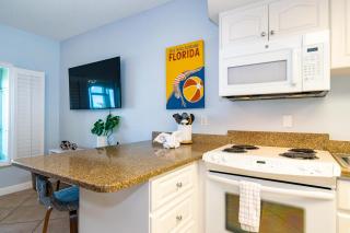 Beach House Resort 1 - Bradenton Beach - 1