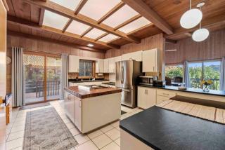 Spacious Home-Walk to Uptown-Views-HotTub-GameRoom - Sedona - 1