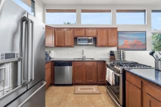Luxury Uptown home with Epic Views and Hot Tub - Sedona - 7