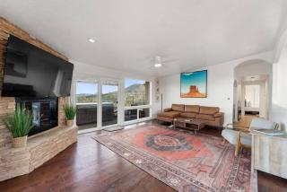 Luxury Uptown home with Epic Views and Hot Tub - Sedona - 4