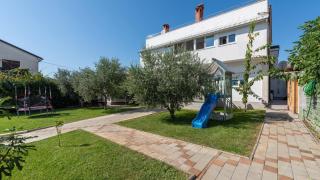 Holiday Apartments Villa Tina - Karpinjan - 5