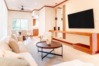 Stylish Apartment w/ Hotel Amenities @ Los Sueños - La Mona - 0