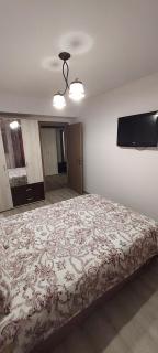 Warm Apartament Nou - Bacău - 4