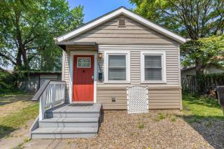 Newly Renovated Tremont Treasure I Cozy + Modern - Cleveland - 6