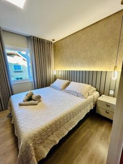 Lindíssimo apto ALTO padrão com piscina - 2