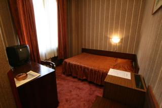 Slavyanska Beseda Hotel - Sofia - 8