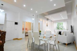 Dpto. en Recoleta: cálido, próximo y confortable - Buenos Aires - 9