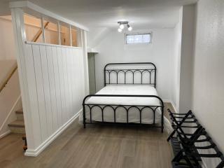 Mustang House - Sioux City - 7