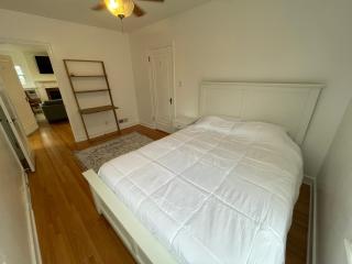 Mustang House - Sioux City - 6