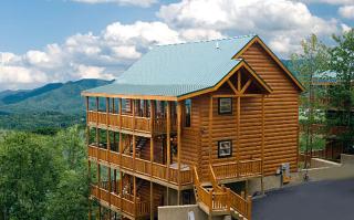 Mountain Top Estate - 3 cabins, Free Dollywood Tickets, Elevator, Amazing Views, Hot Tub - Pigeon Forge - 9