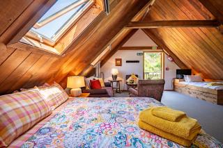 French Peak Loft - French Farm Holiday Home - Akaroa - 1