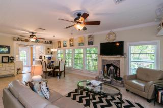 Sail Away Cottage - Bradenton Beach - 3