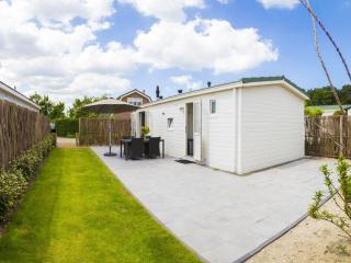 Chalet in Noordwijk near the Beach - 3
