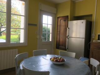 Gîte paisible avec grand jardin en Sarthe - 4 chambres, cheminée, proche randonnée et loisirs - FR-1-410-184 - Montreuil-le-Henri - 5