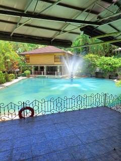 Kamayan sa Palaisdaan Hotel and Resort Quezon - 6