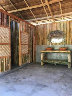 Love Shack Hostel & Cafe - 2