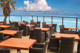 Coastal Paradise Blocks from Beacon's Beach - 8