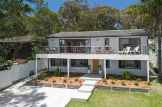 Highland on the Lake - An Idyllic Poolside Oasis - Newcastle - 4