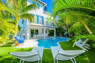 Beach Escape - Anna Maria - 0