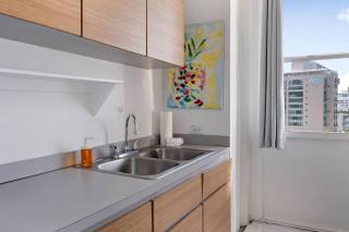 Marina Beach 2 Bd Oceanfront Pool Parking - 9