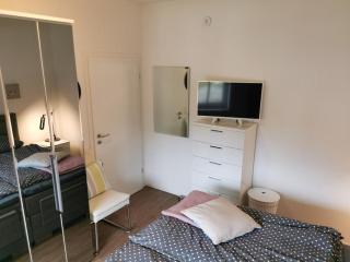 NEU! Schicke und moderne FeWo Lindenalle OG - Hanstedt - 5