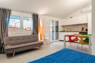 Casa Lugana 20 - monolocale con piscina fronte lago - Sirmione - 1