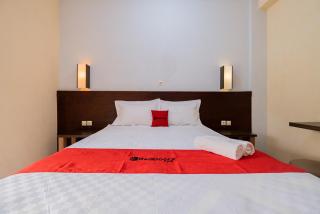 RedDoorz at Omahku Guest House Batu - 5