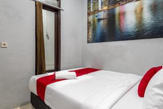 RedDoorz @ Jemursari Surabaya 2 - 2