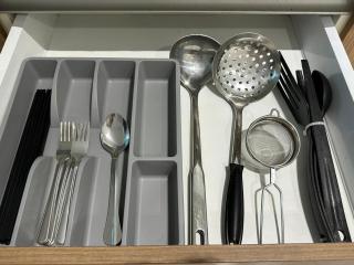 Twin Galaxy Muji Style 2 Bedroom with balcony High Floor Nice City View - 3