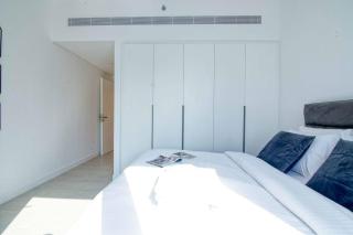 Stunning 2BR with Sea and Ain Dubai View at JBR - Dubai - 9