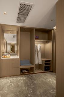 voco Xi'an Qindu Legend by IHG - 5