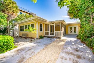 Sweet Melissa's Beach House - 2