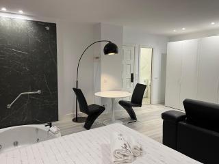 H Pelayo Auto Check-In Rooms - Noja - 1