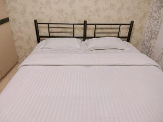 Guest House Gemilang Karawaci by Nusalink - Klapadua - 3