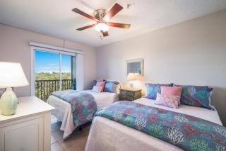 Sandy Pointe - Holmes Beach - 3