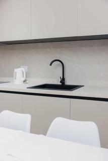 The Seaside Oasis Apartment by PikHost - 2