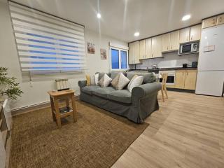 1A111 Apartamento moderno de 3 dormitorios. - Gijón - 1