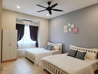 Tmn seri botani ipoh greece 4br 14pax mahjong - Ipoh - 0