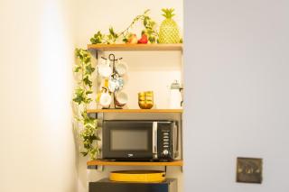 Idyllic Clifton Hideaway - Stunning Garden Flat - Bristol - 1