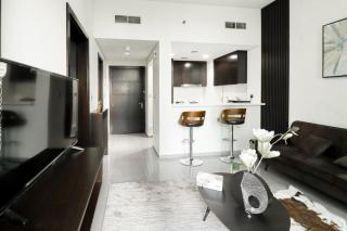 Stunning One Bedroom Near Business bay Metro by Ezytrac Vacation homes - Dubai - 3