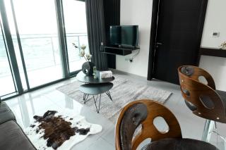Stunning One Bedroom Near Business bay Metro by Ezytrac Vacation homes - Dubai - 6