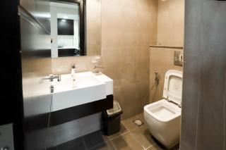 Stunning One Bedroom Near Business bay Metro by Ezytrac Vacation homes - Dubai - 4
