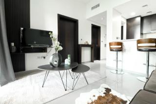 Stunning One Bedroom Near Business bay Metro by Ezytrac Vacation homes - Dubai - 0