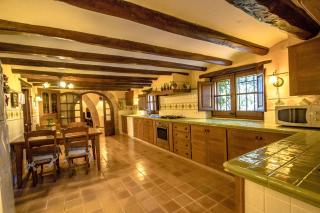 Catalunya Casas Timeless Elegance near Barcelona, 14 min to beach - 7