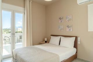 Nisimos Modern Apartment - 9