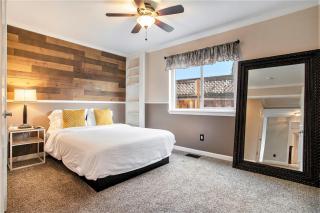Serene Waterside Retreat - Discovery Bay - 5
