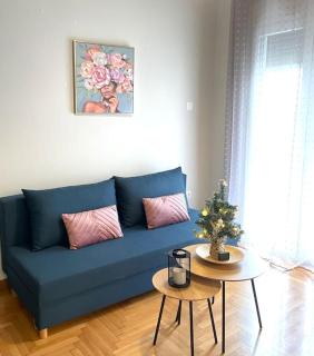 Koukaki Charm: 2BR Haven in the Heart of Athens! - Athene - 9