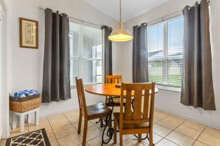 3Br 2Ba Private Pool Villa just steps away from villa - Kissimmee - 3